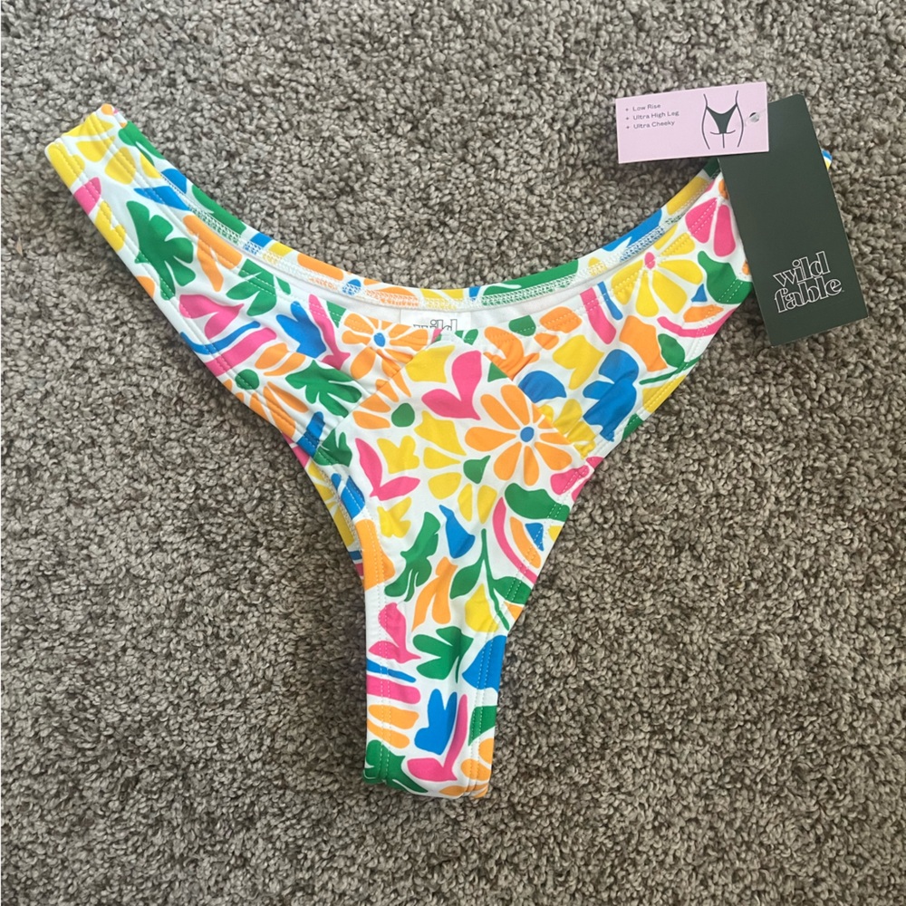 COPY - 2/$25 NWT Extra Cheeky, low rise bikini bottoms, Size Small - Floral